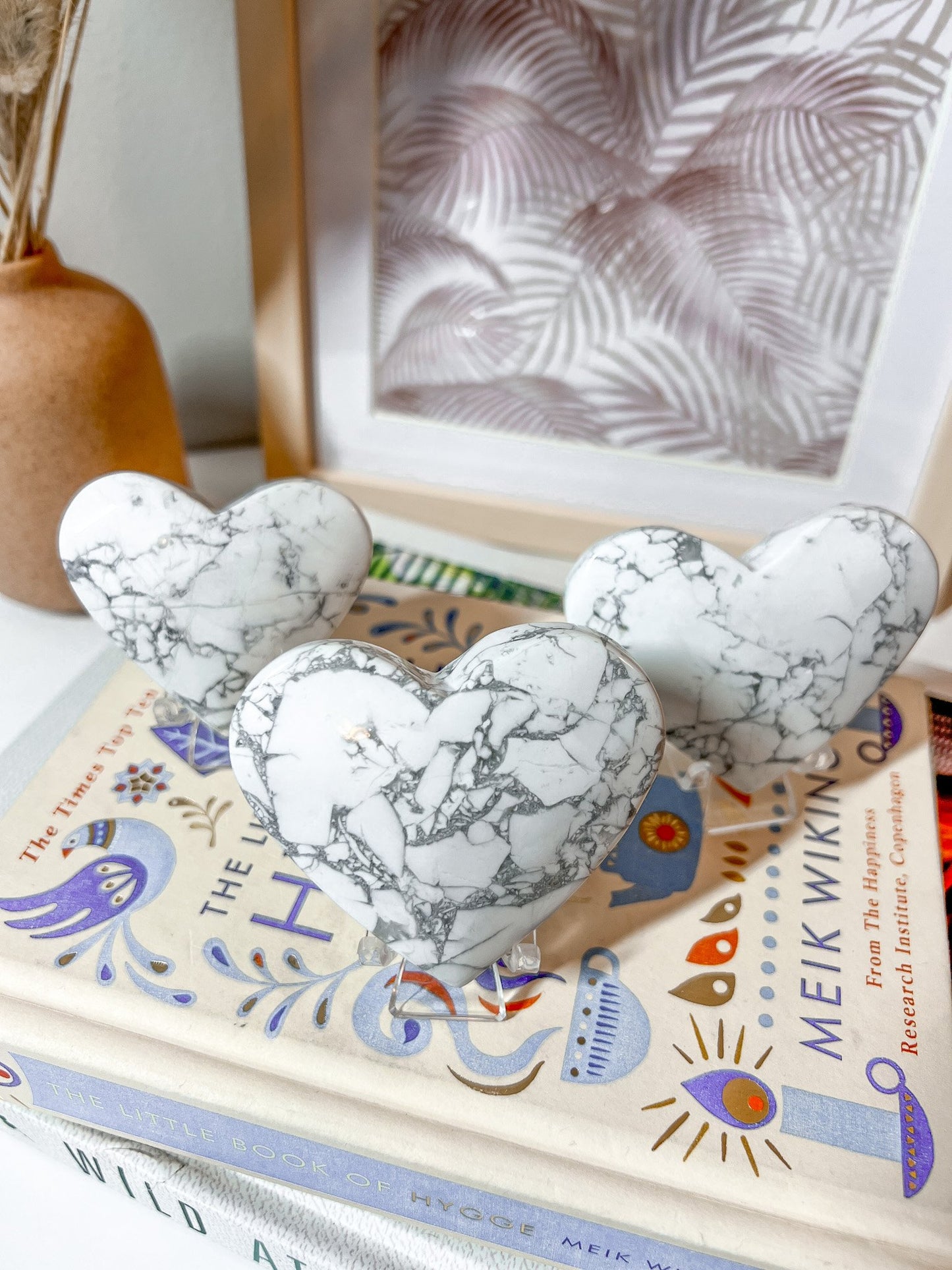 Howlite Heart